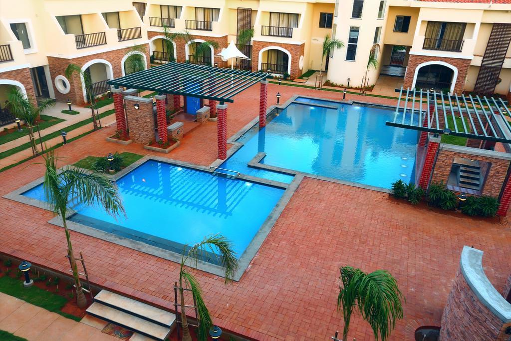Grand Serenaa Hotel & Resorts, Ауровил Екстериор снимка