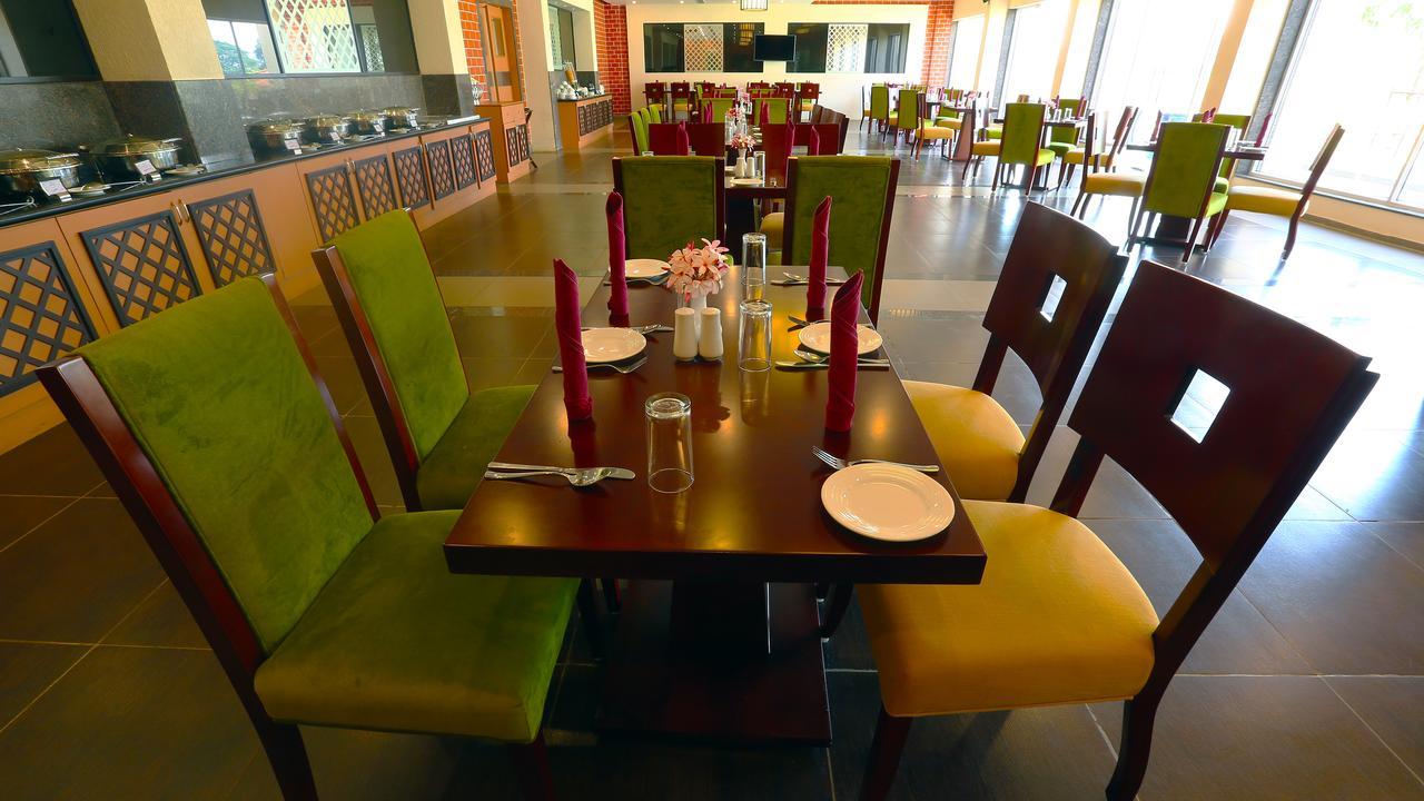 Grand Serenaa Hotel & Resorts, Ауровил Екстериор снимка